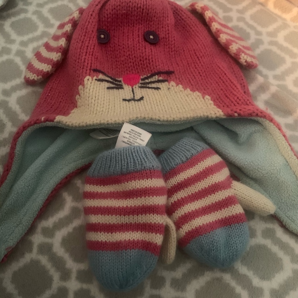 Baby Boden hat and mittens